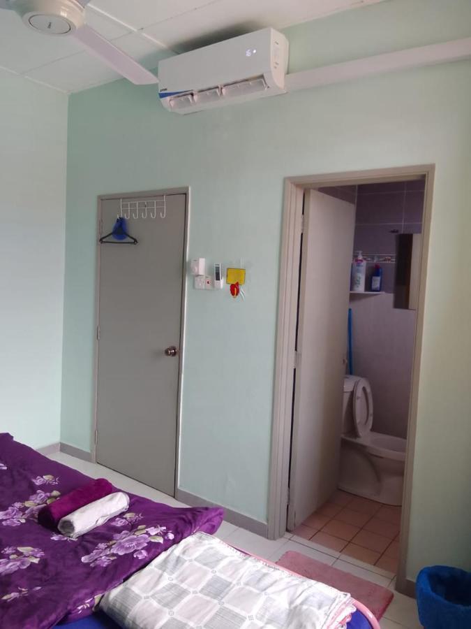 Holiday Home Bagan Lalang 5 Aircon Kampong Bagan Lalang Exterior foto