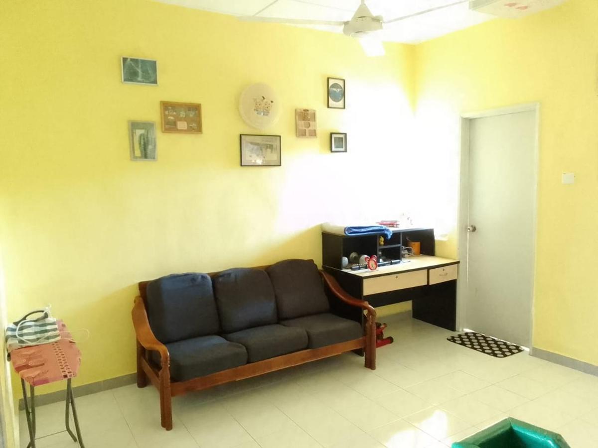 Holiday Home Bagan Lalang 5 Aircon Kampong Bagan Lalang Exterior foto